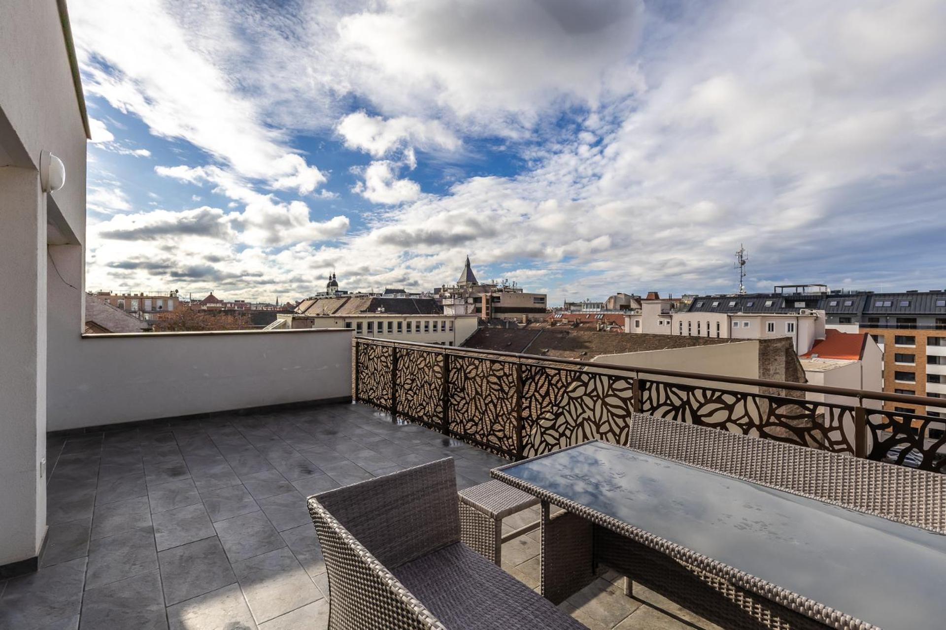 Venus - Corvin Penthouse Apartamento